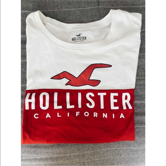 Hollister Tops - Hollister Red & white tee
